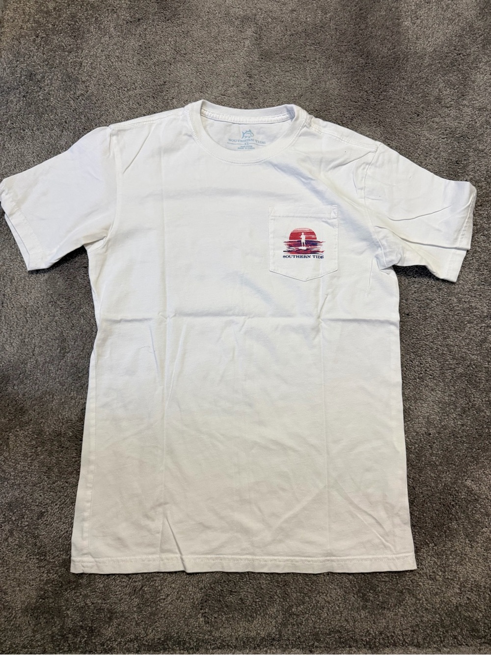 Southern Tide White Short-Sleeve Pocket Tee with Sunset Graphic
